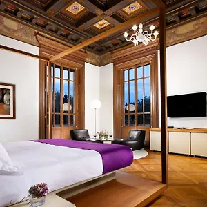 Palazzo Montemartini Rome, A Radisson Collection Roma